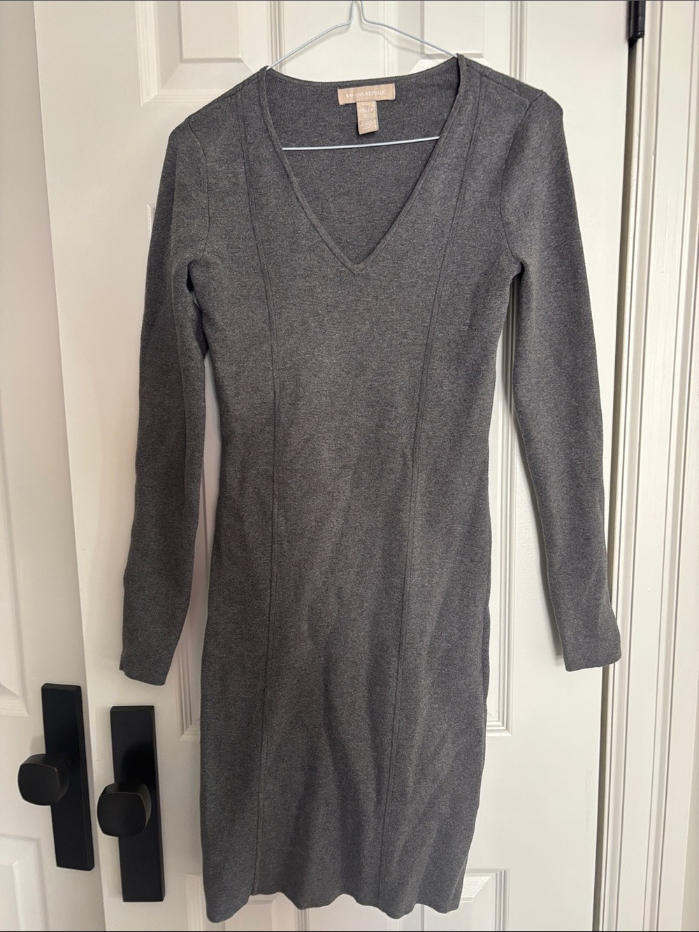 Banana Republic Charcoal V-Neck Long Sleeve Knit Dress